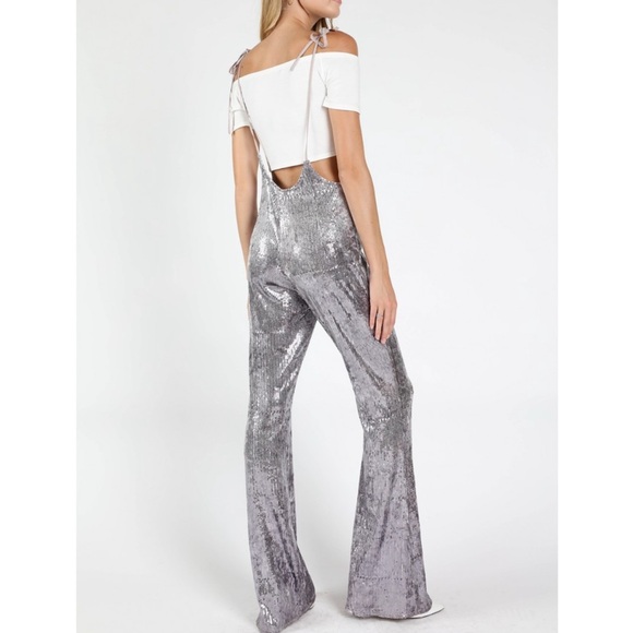 🆕Silver sequin jumpsuit with ties. - Picture 6 of 8